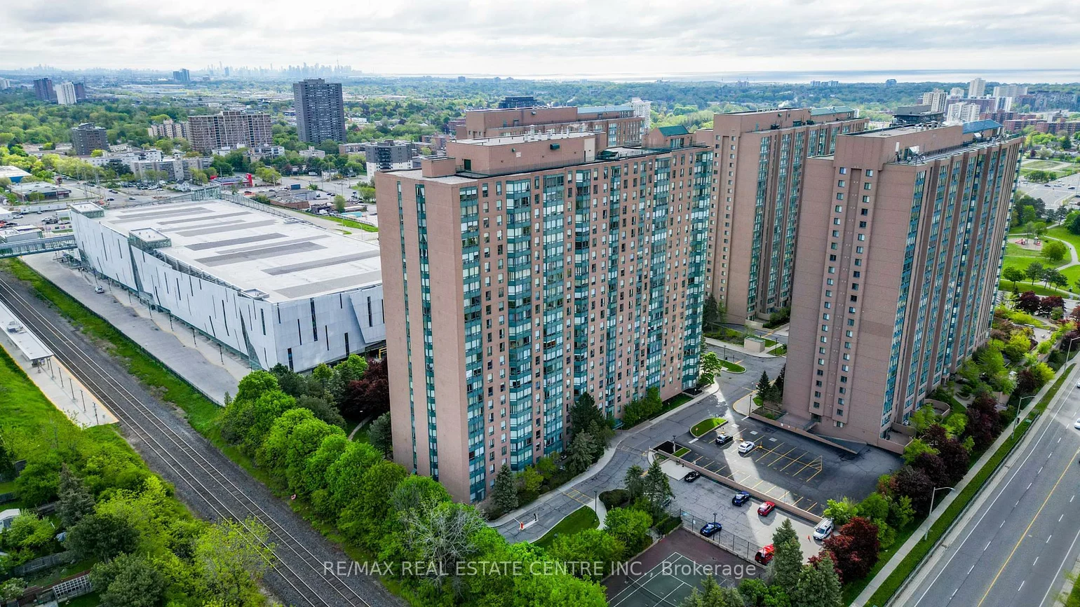 135, Hillcrest, Cooksville, Mississauga