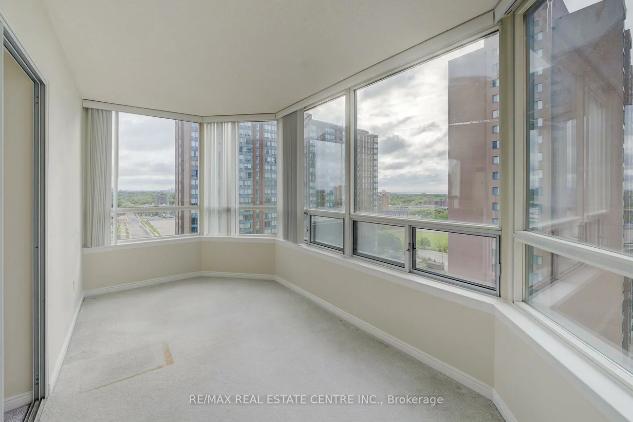 135, Hillcrest, Cooksville, Mississauga