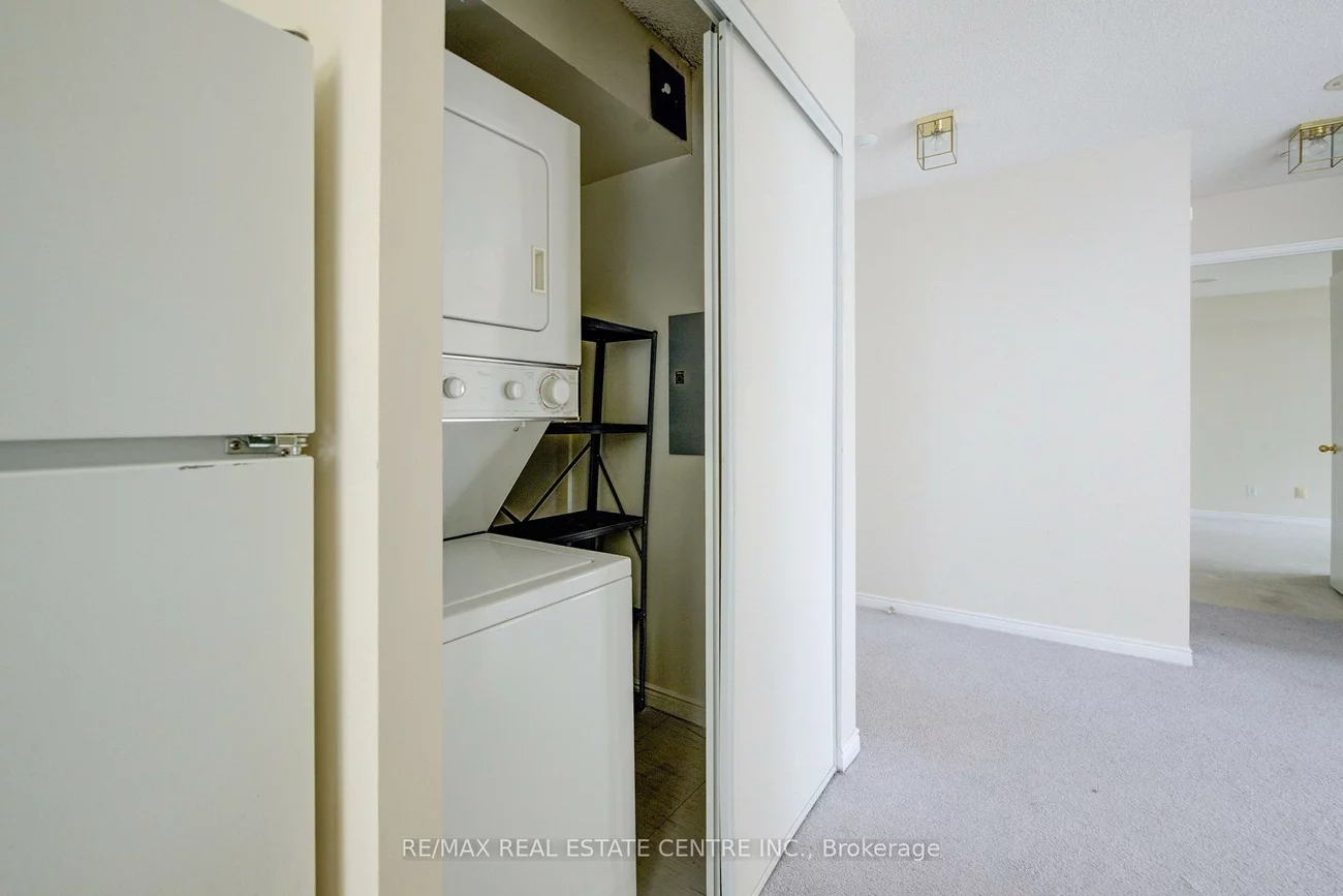 135, Hillcrest, Cooksville, Mississauga