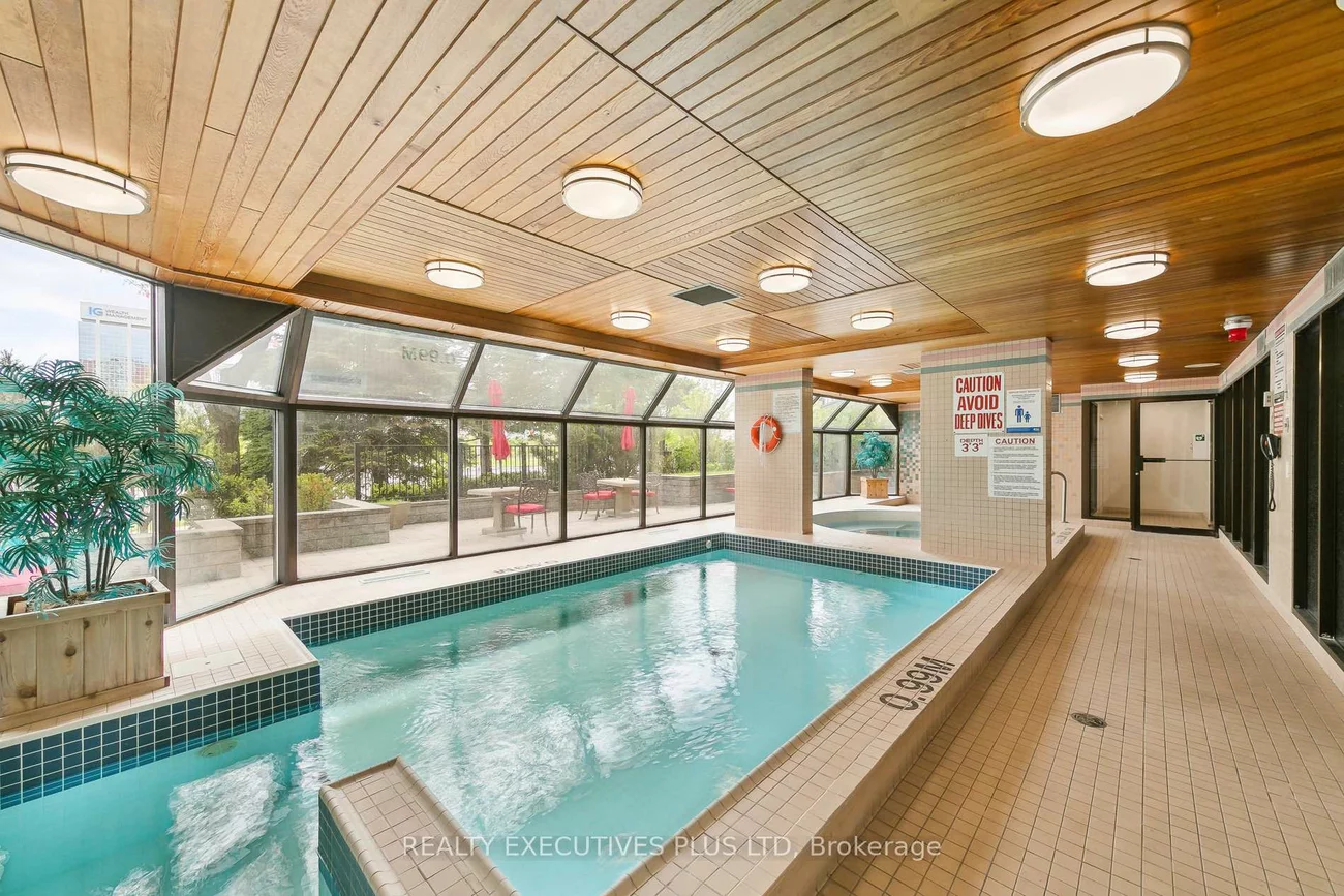 4235, Sherwoodtowne, City Centre, Mississauga