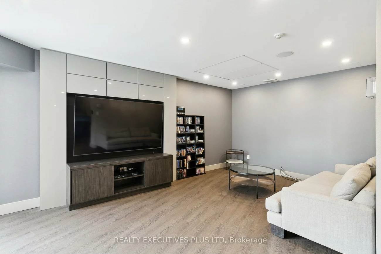 4235, Sherwoodtowne, City Centre, Mississauga
