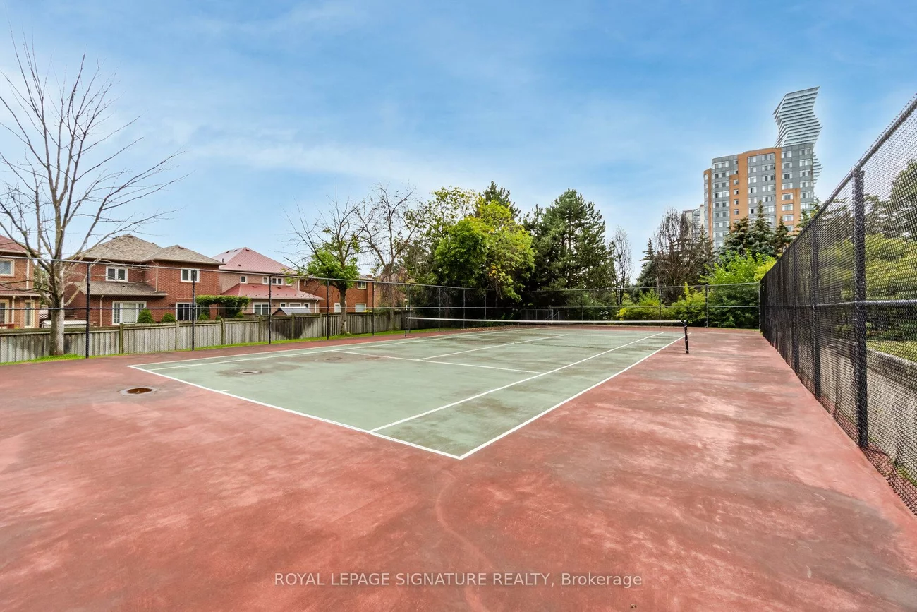 250, Webb, City Centre, Mississauga