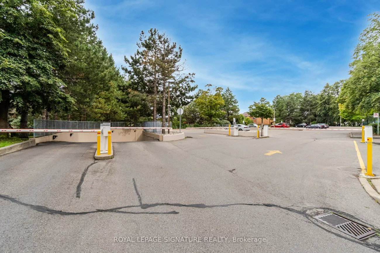 250, Webb, City Centre, Mississauga