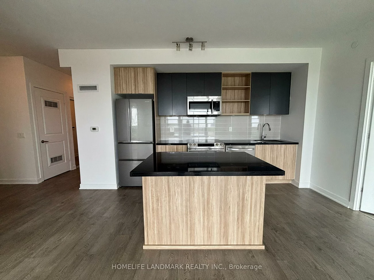4677, Glen Erin, Central Erin Mills, Mississauga