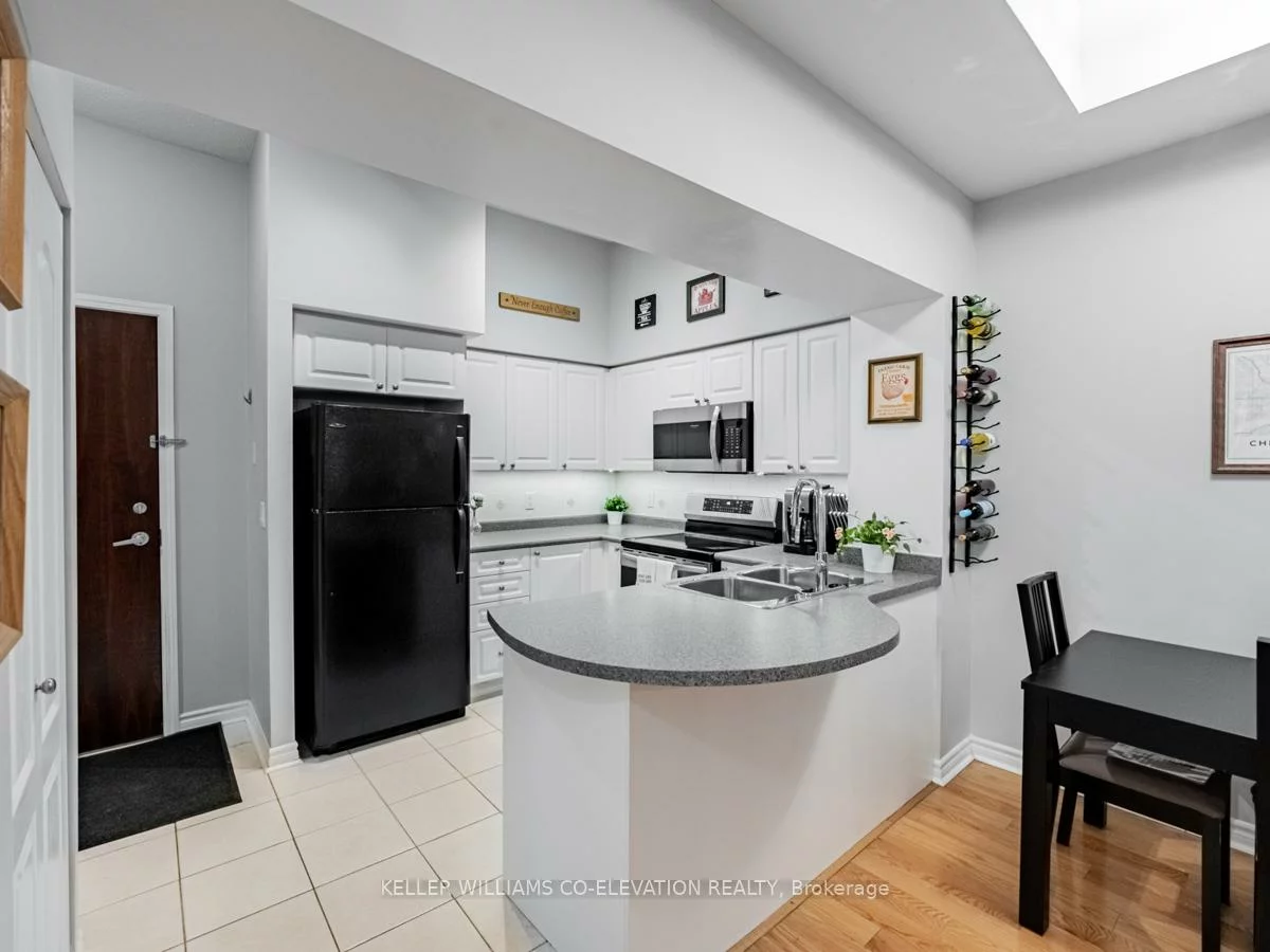 330, Princess Royal, City Centre, Mississauga