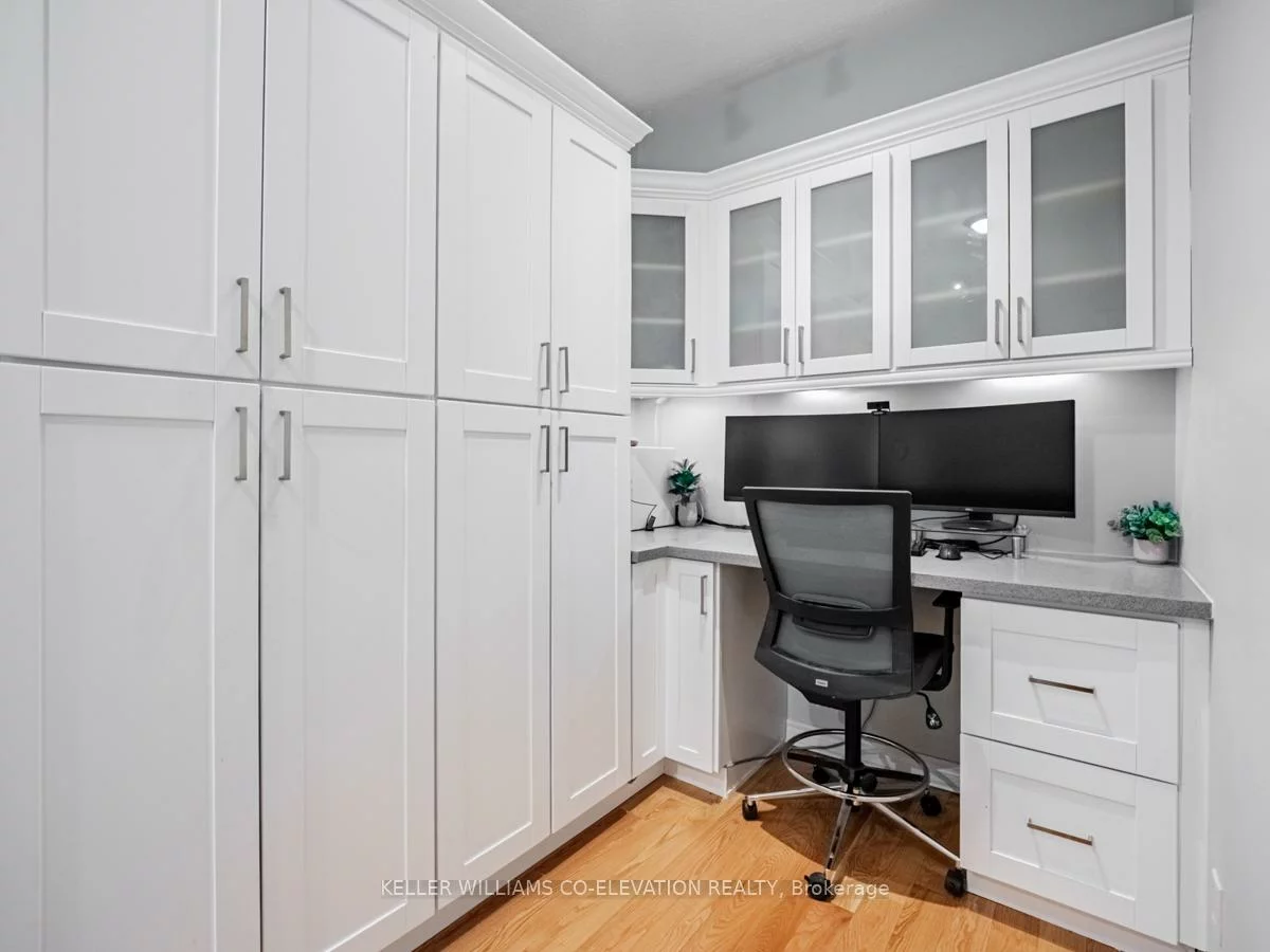 330, Princess Royal, City Centre, Mississauga
