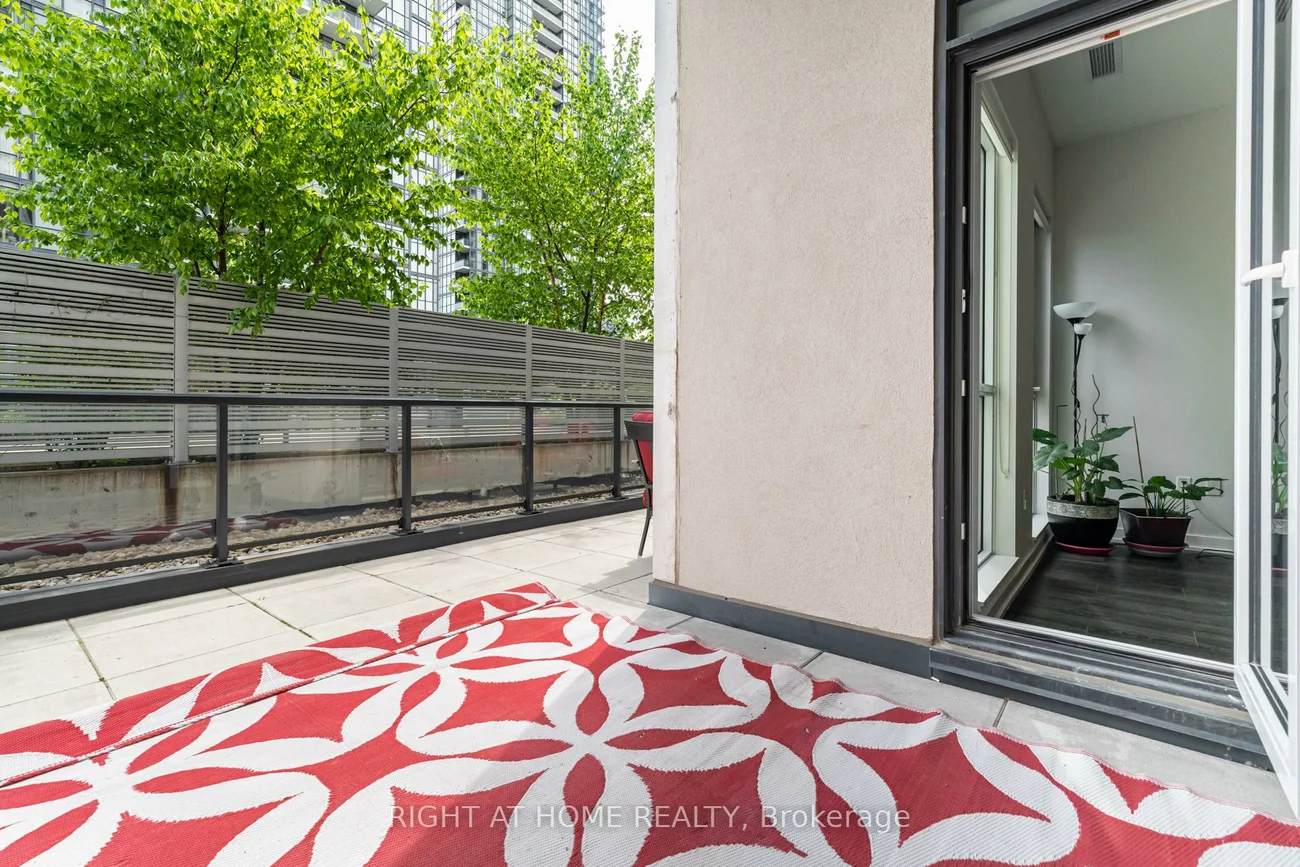 4085, Parkside Village, City Centre, Mississauga