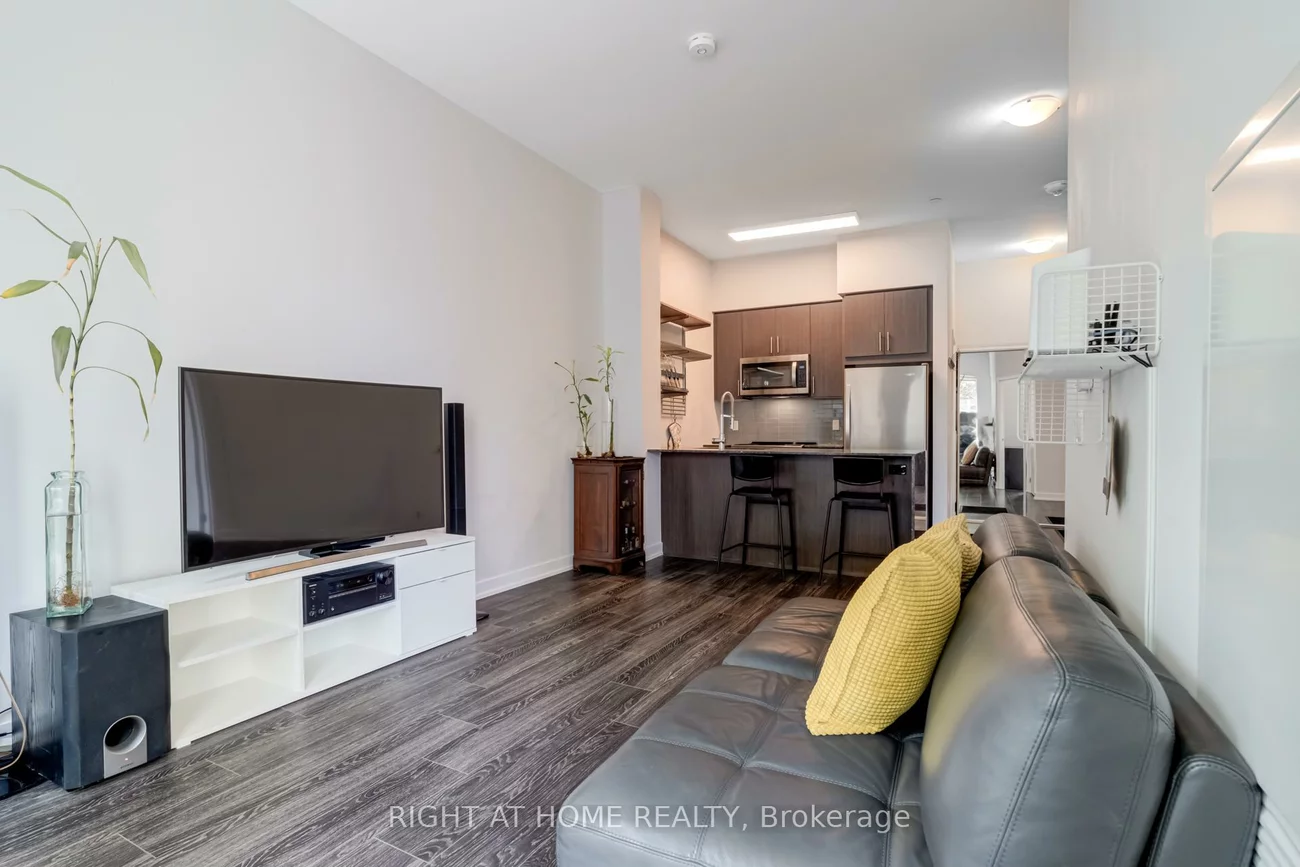 4085, Parkside Village, City Centre, Mississauga