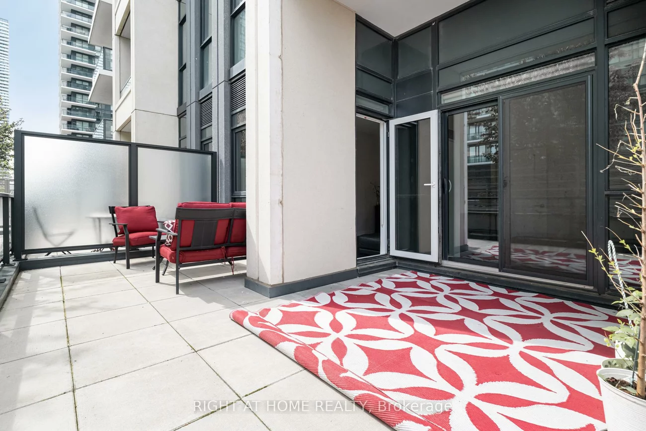4085, Parkside Village, City Centre, Mississauga