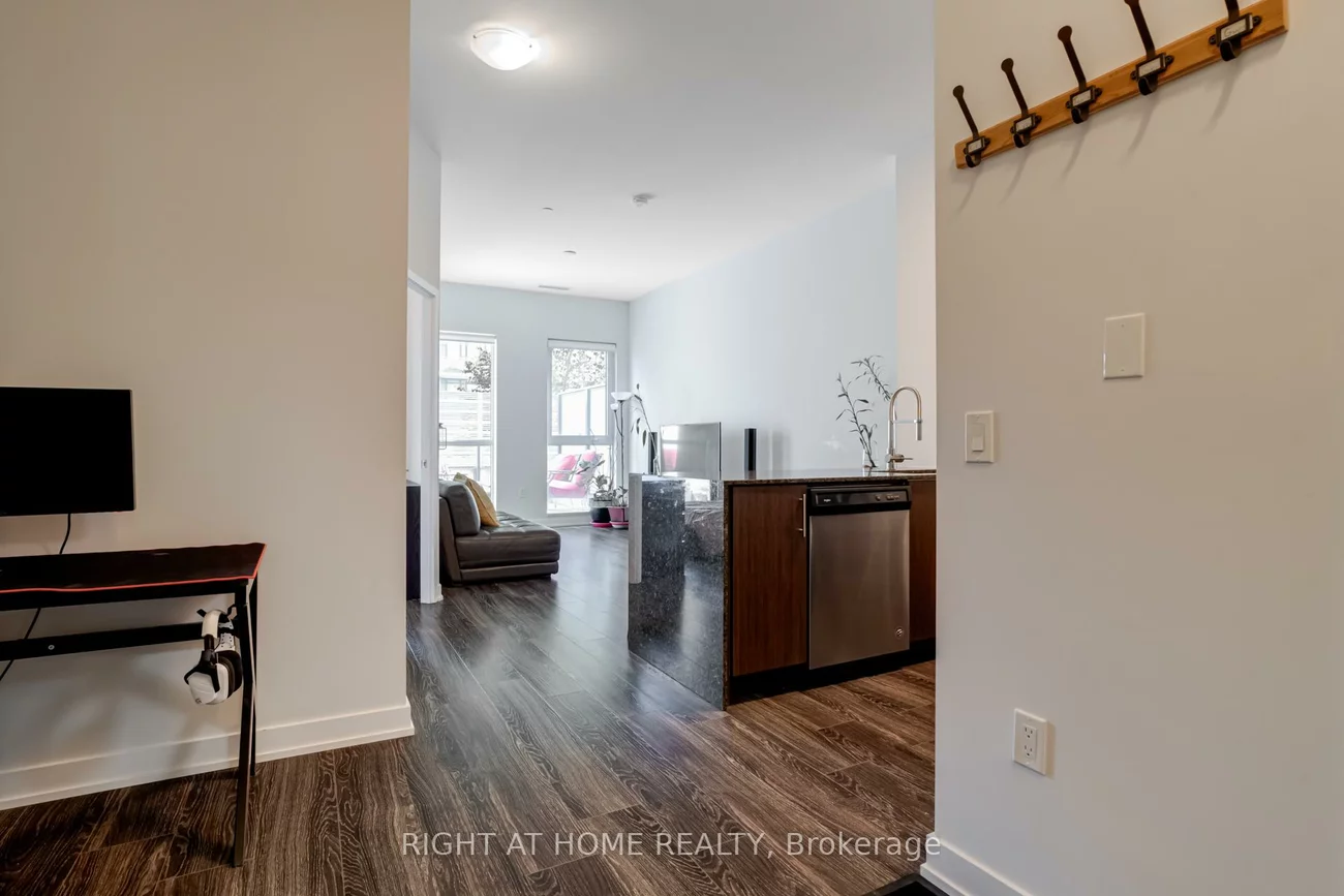 4085, Parkside Village, City Centre, Mississauga