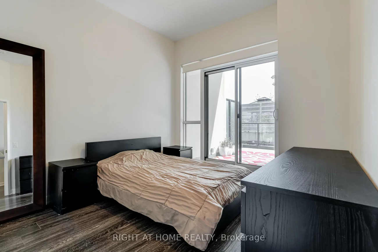 4085, Parkside Village, City Centre, Mississauga