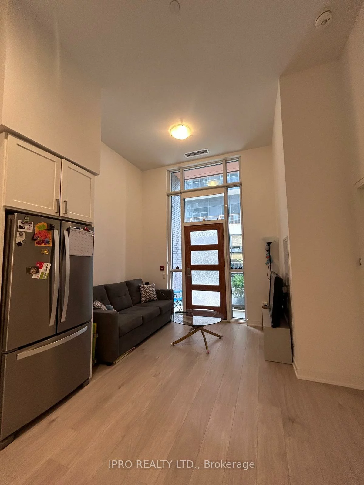 8, Nahani, Hurontario, Mississauga