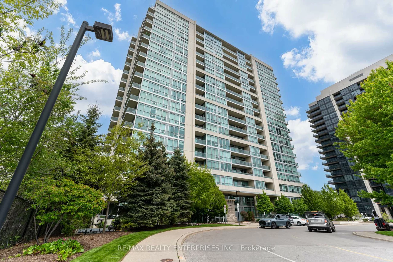 1055, Southdown, Clarkson, Mississauga