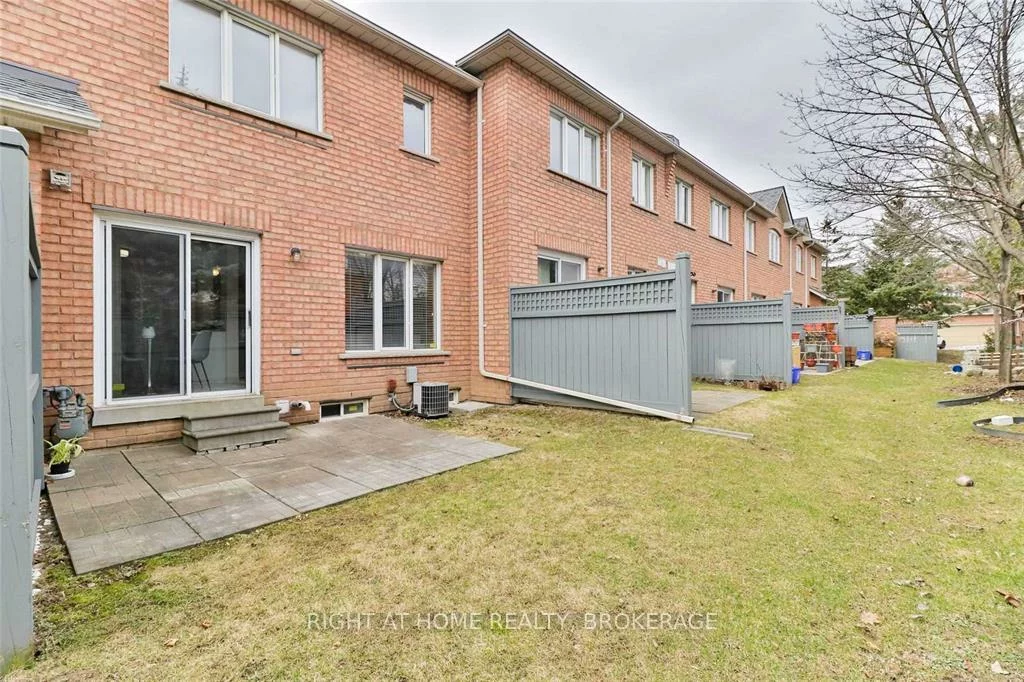 2665, Thomas, Central Erin Mills, Mississauga
