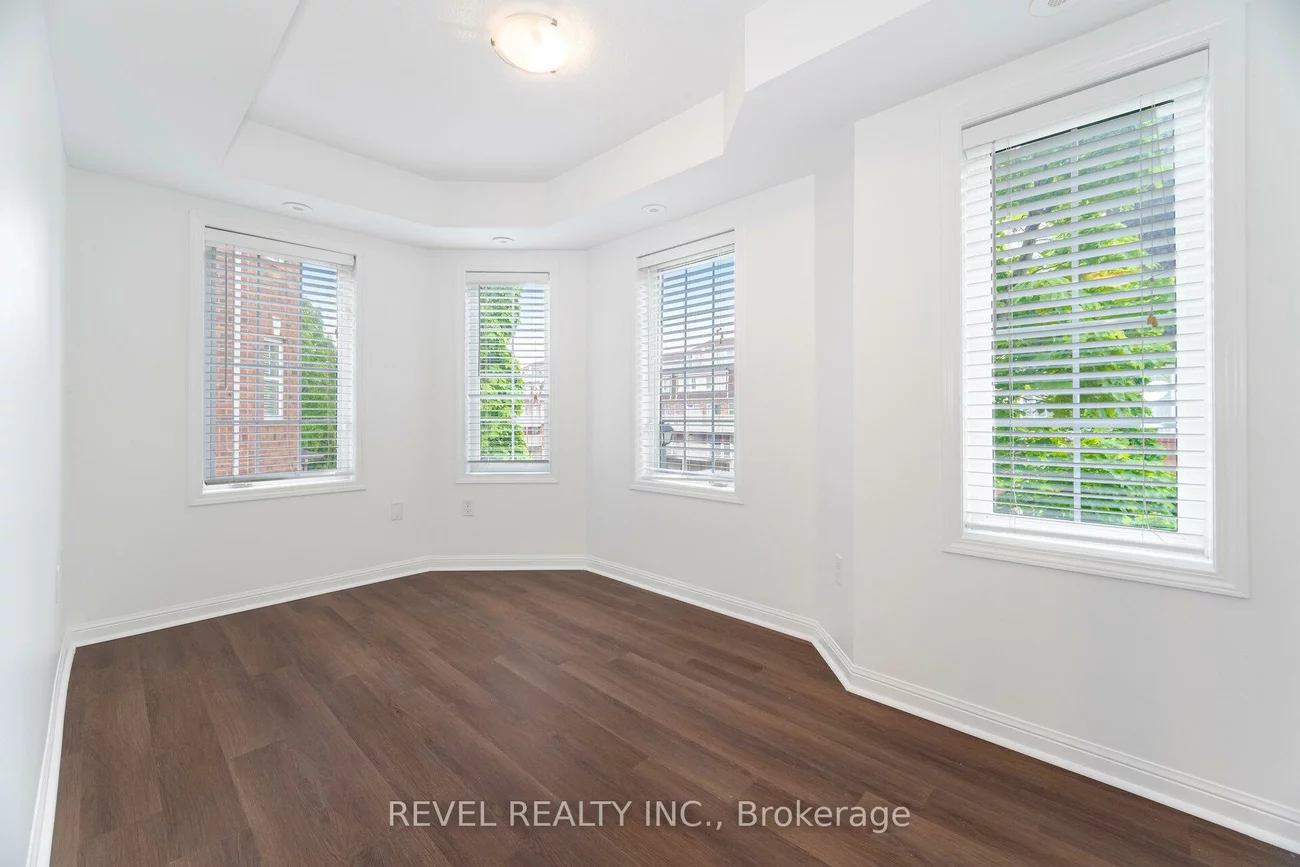 724, Neighbourhood, Cooksville, Mississauga