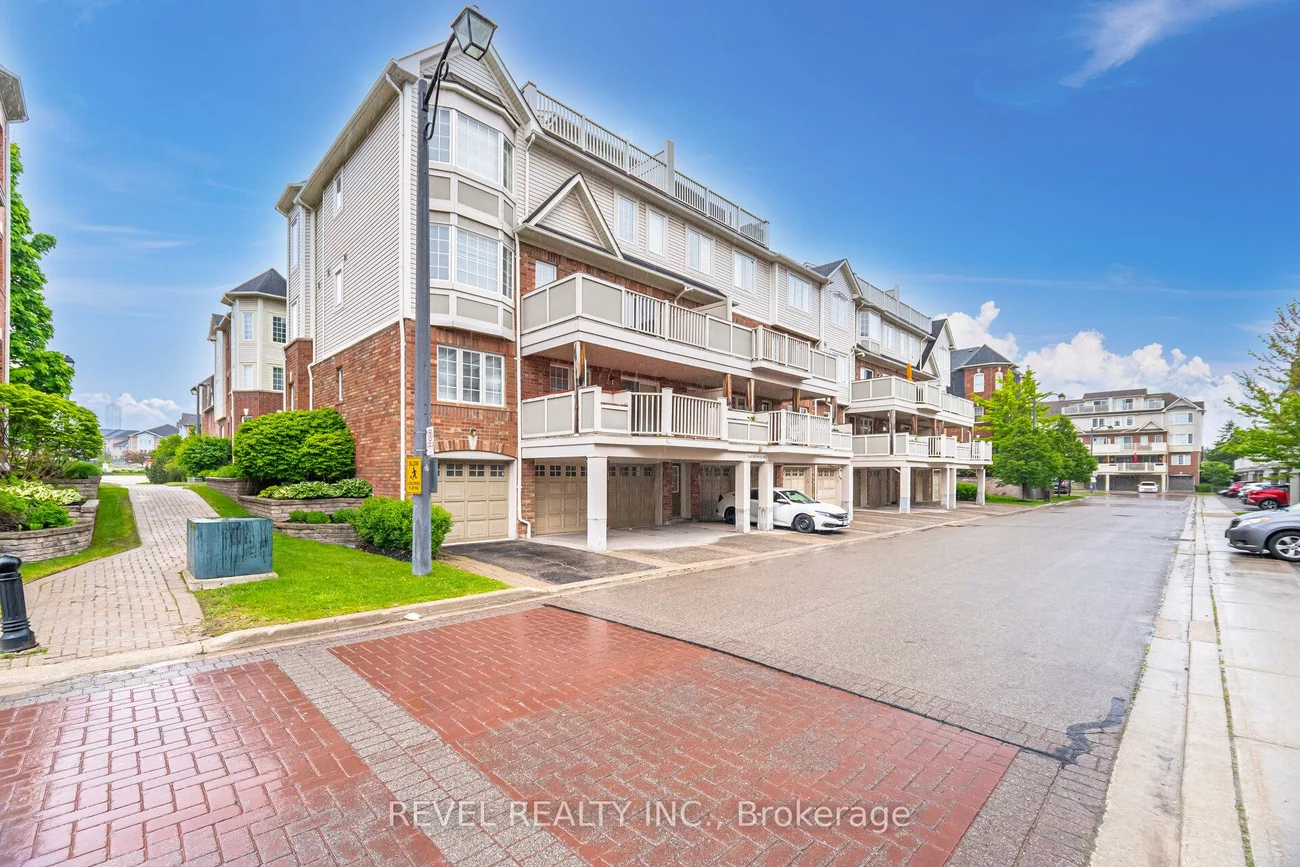 724, Neighbourhood, Cooksville, Mississauga