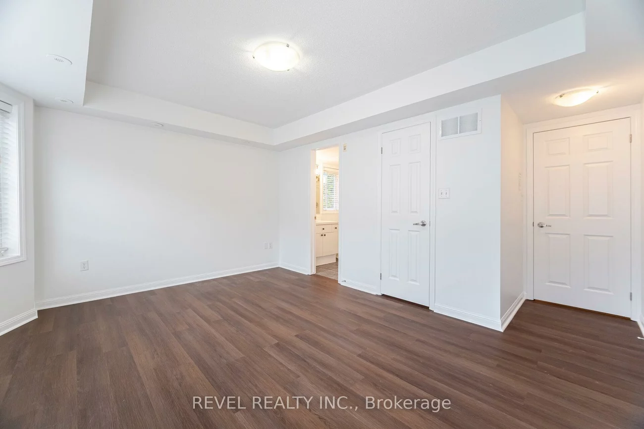 724, Neighbourhood, Cooksville, Mississauga