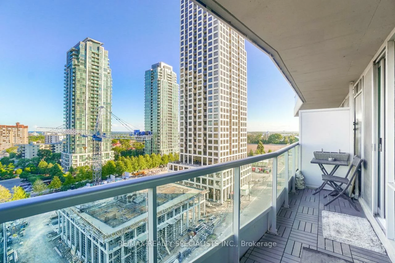 33, Elm, City Centre, Mississauga