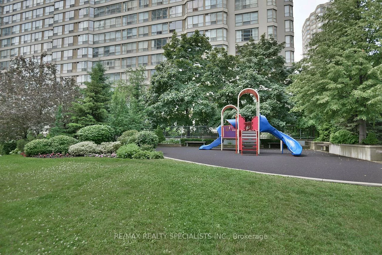 33, Elm, City Centre, Mississauga