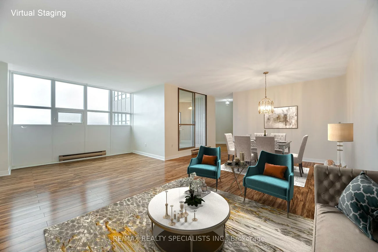 2323, Confederation, Cooksville, Mississauga