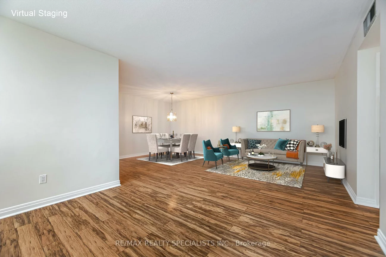 2323, Confederation, Cooksville, Mississauga