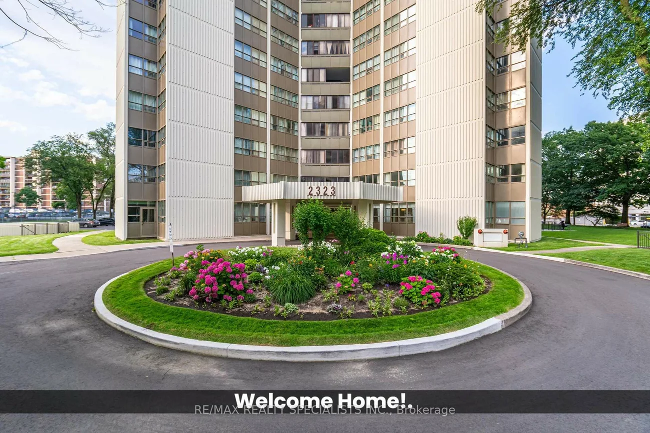 2323, Confederation, Cooksville, Mississauga