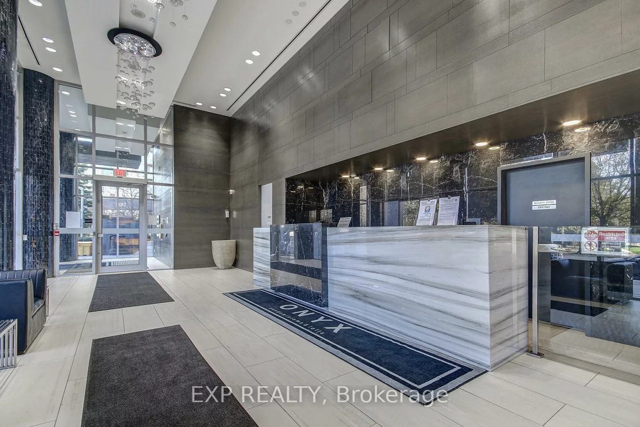 223, Webb, City Centre, Mississauga