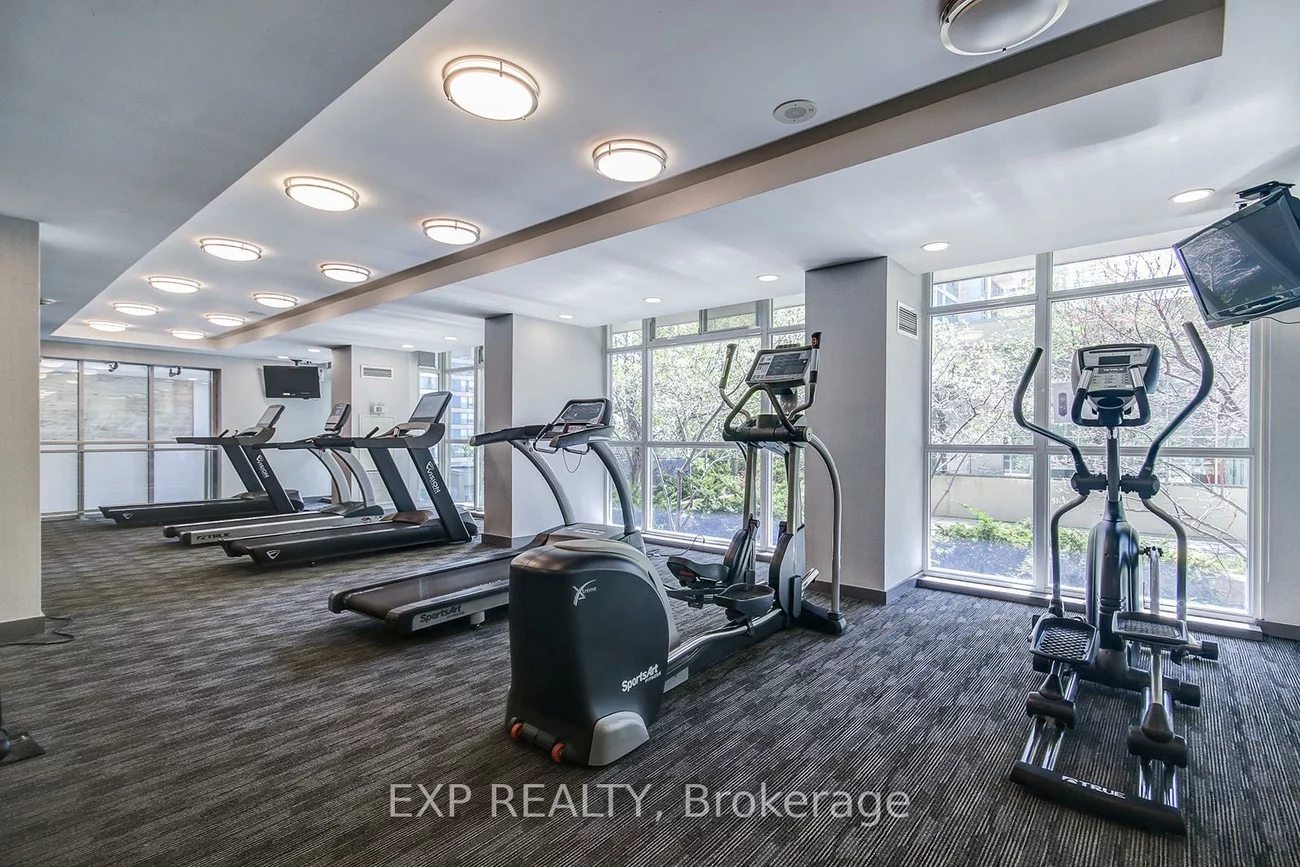 223, Webb, City Centre, Mississauga