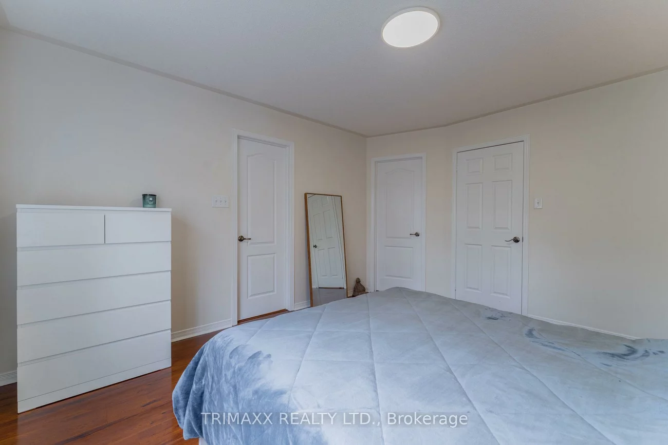 7360, Zinnia, Meadowvale Village, Mississauga