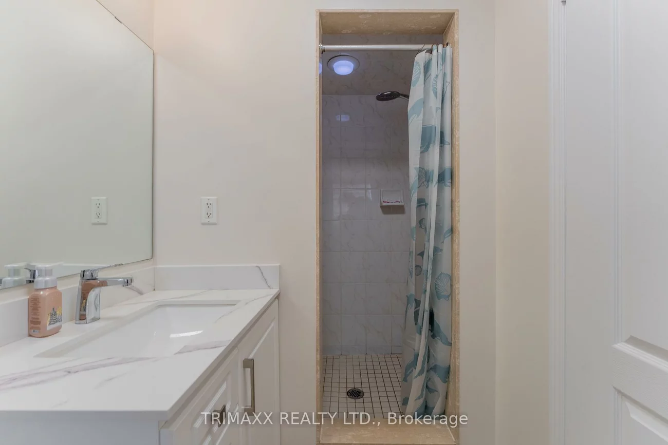 7360, Zinnia, Meadowvale Village, Mississauga