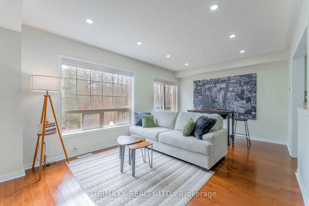 7360, Zinnia, Meadowvale Village, Mississauga