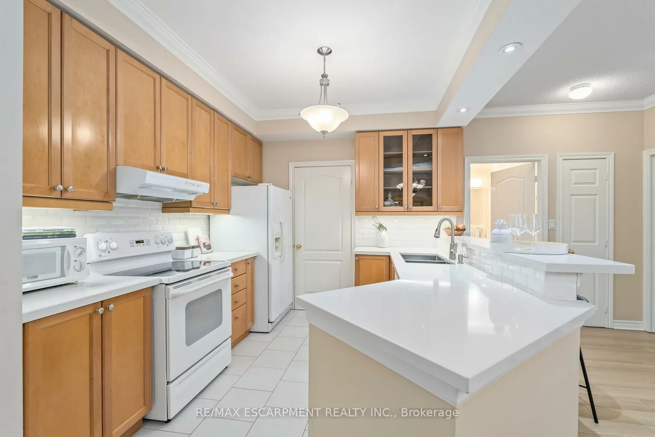 3351, Cawthra, Applewood, Mississauga