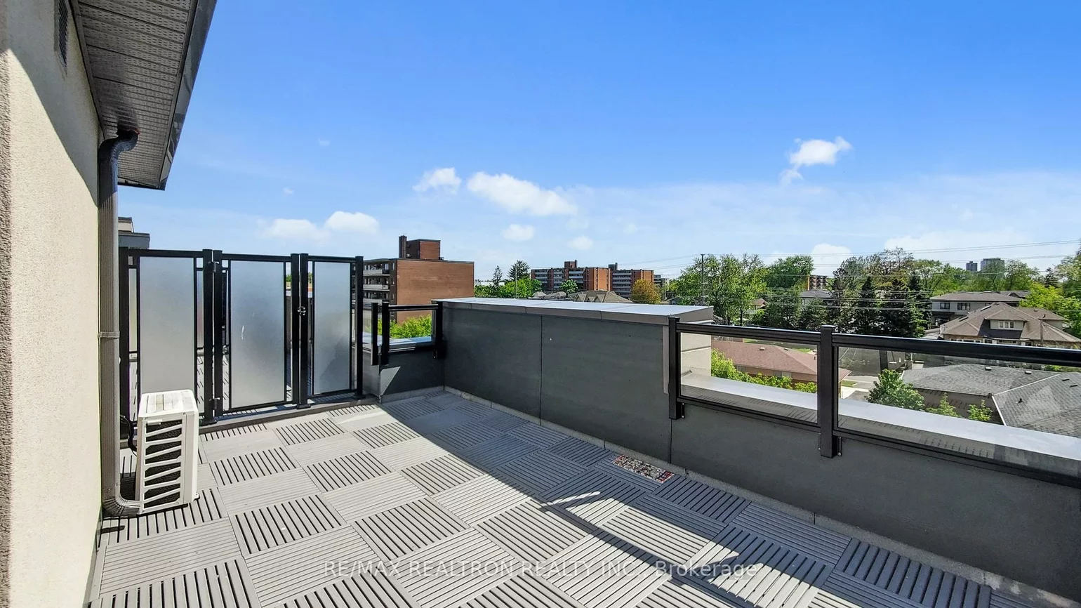 1070, Douglas Mccurdy, Lakeview, Mississauga