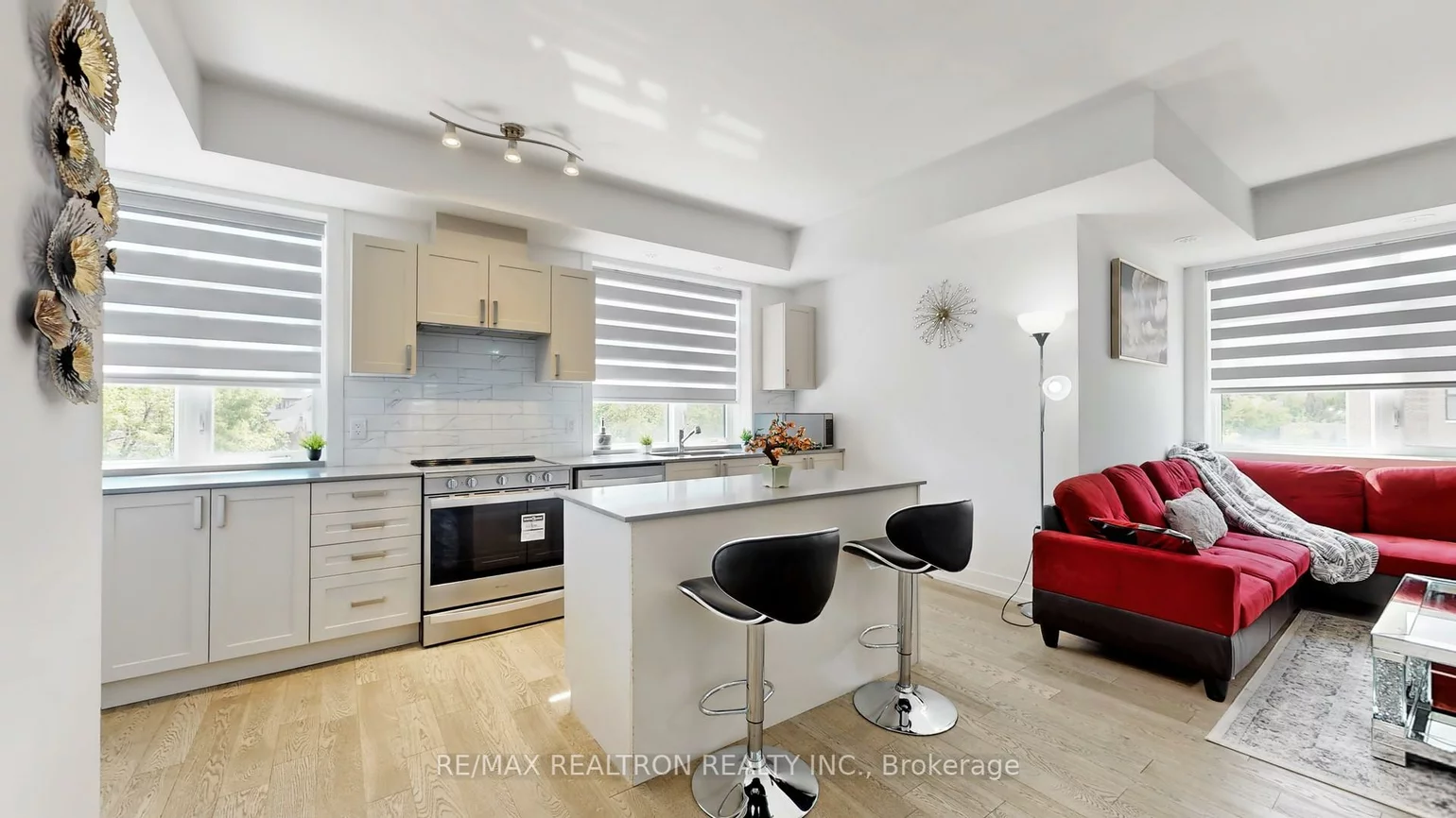 1070, Douglas Mccurdy, Lakeview, Mississauga