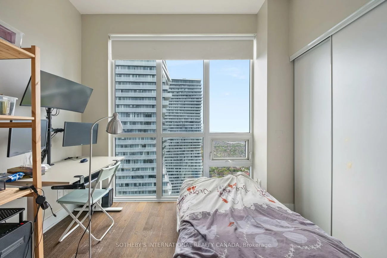 4011, Brickstone, City Centre, Mississauga