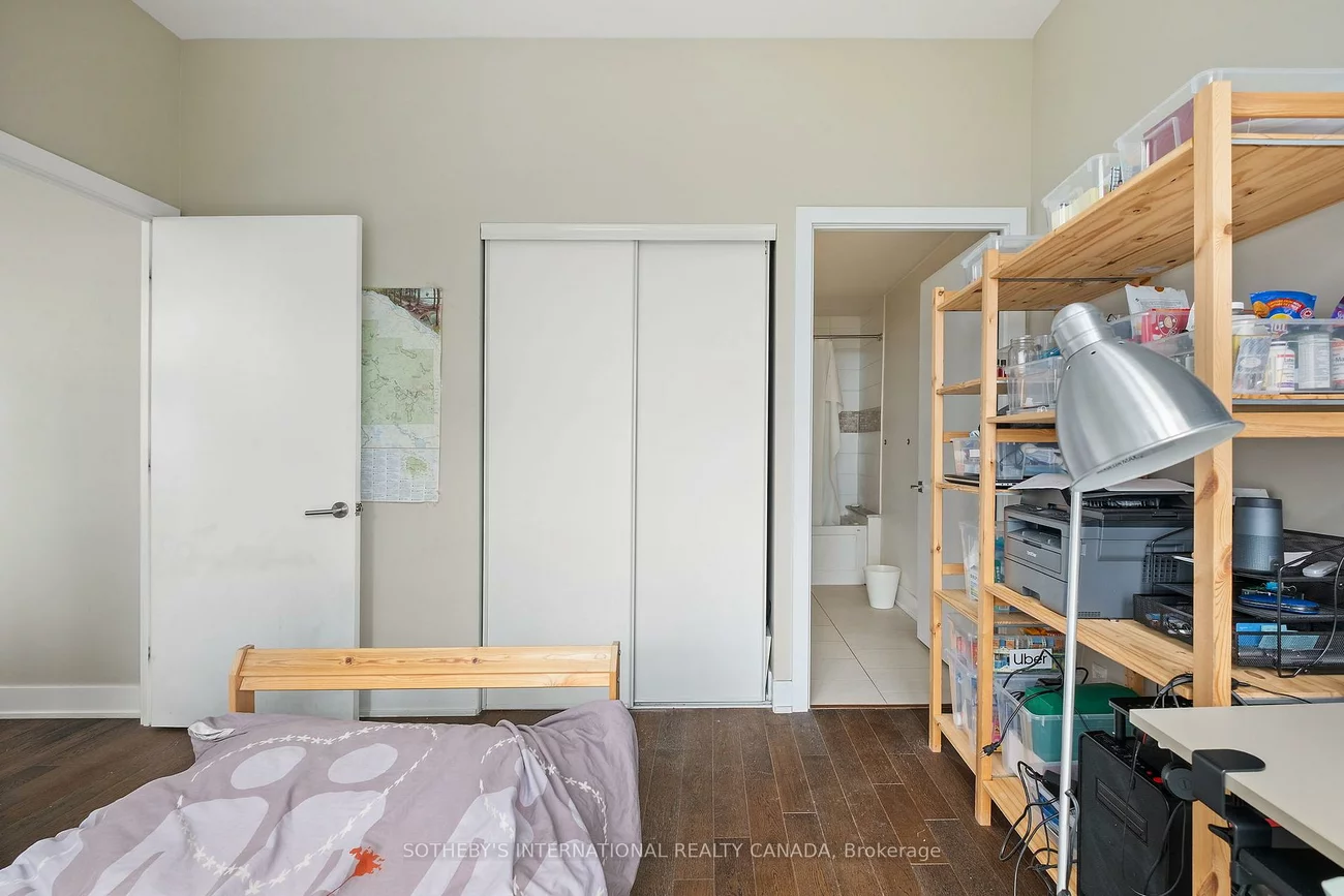 4011, Brickstone, City Centre, Mississauga