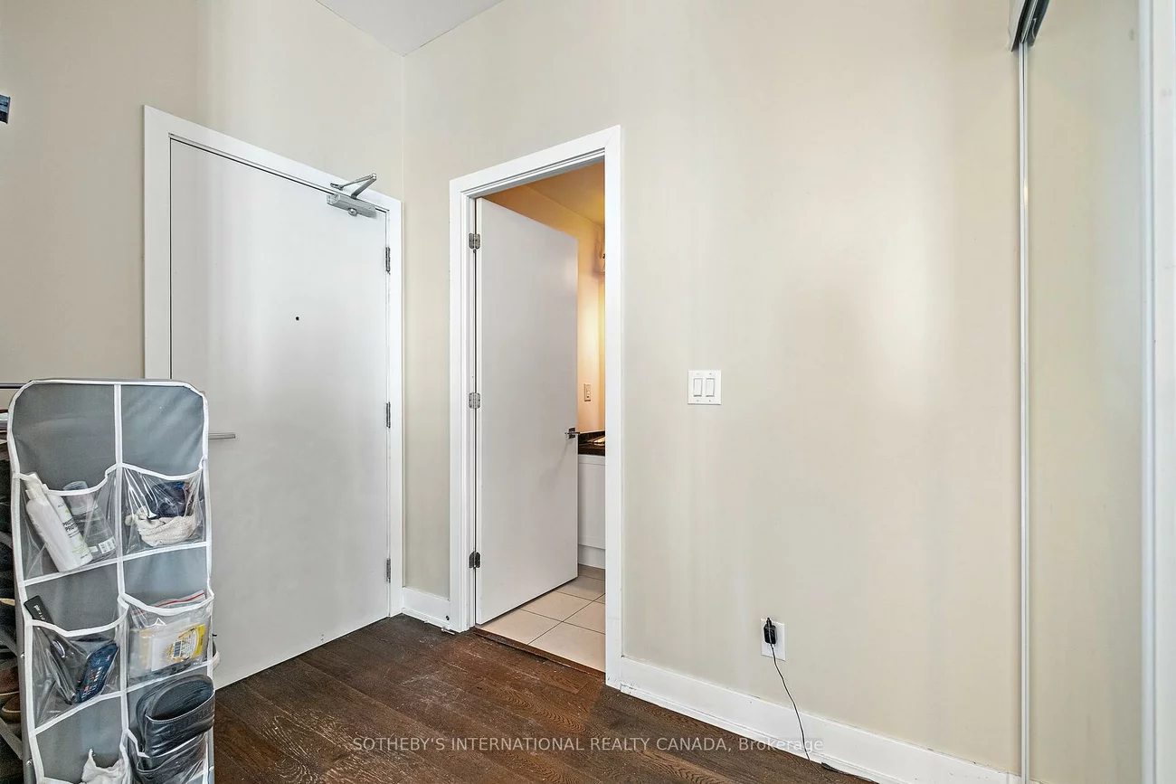 4011, Brickstone, City Centre, Mississauga