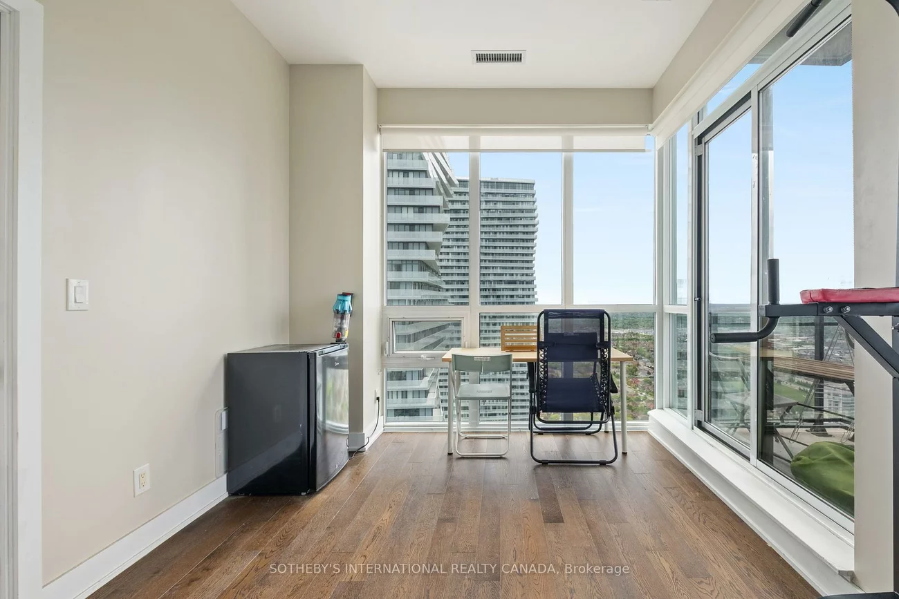 4011, Brickstone, City Centre, Mississauga