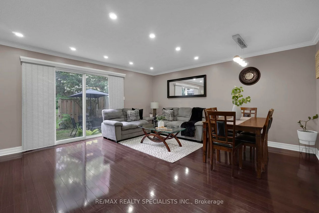 6650, Falconer, Streetsville, Mississauga
