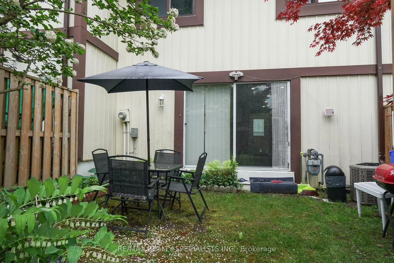 6650, Falconer, Streetsville, Mississauga