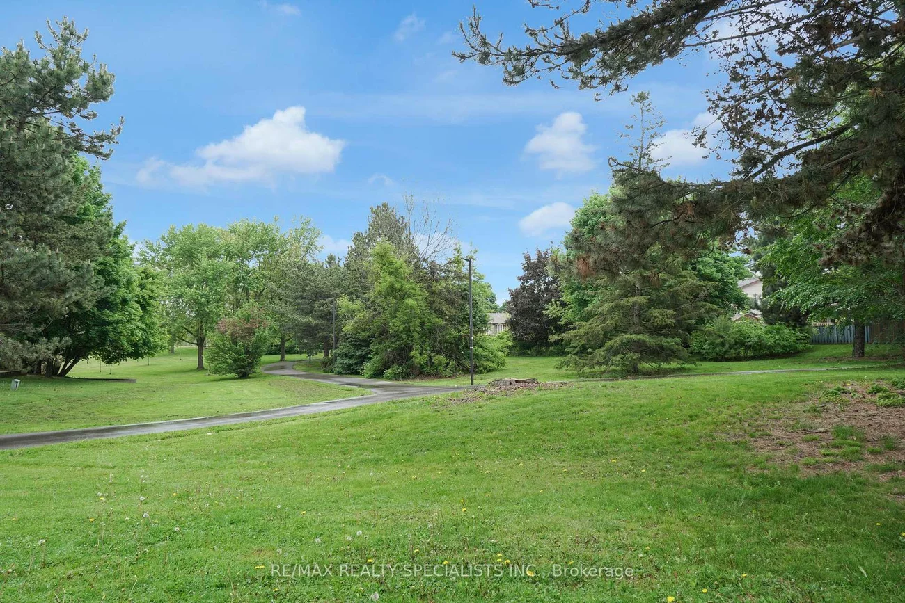 6650, Falconer, Streetsville, Mississauga