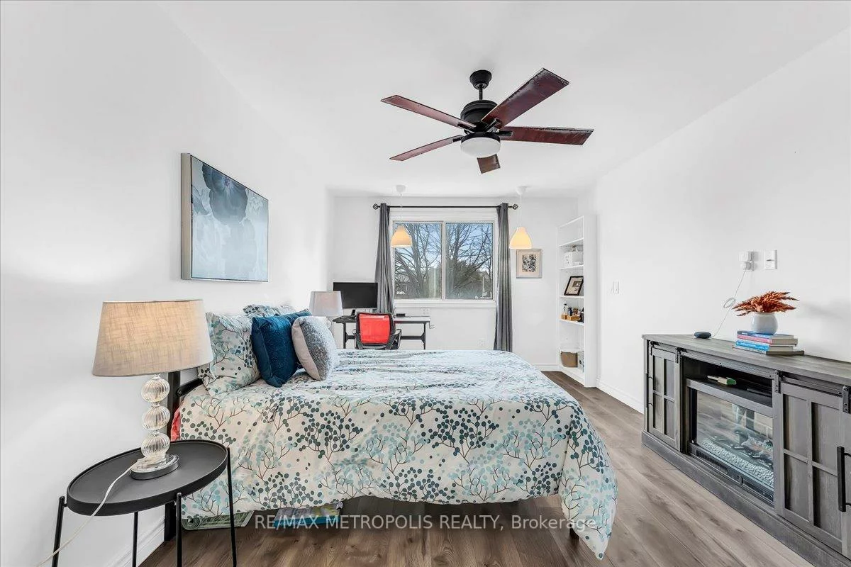 2170, Bromsgrove, Clarkson, Mississauga