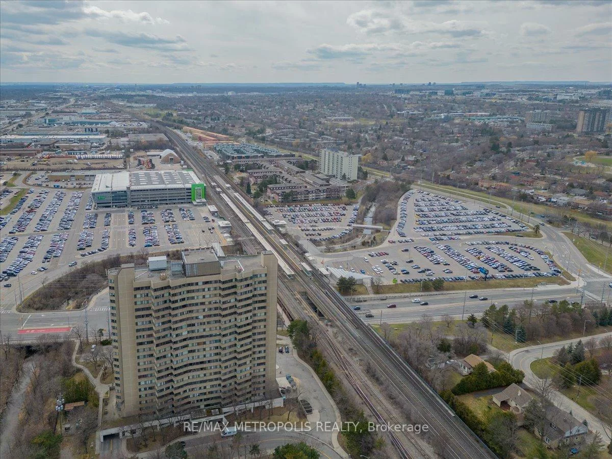 2170, Bromsgrove, Clarkson, Mississauga