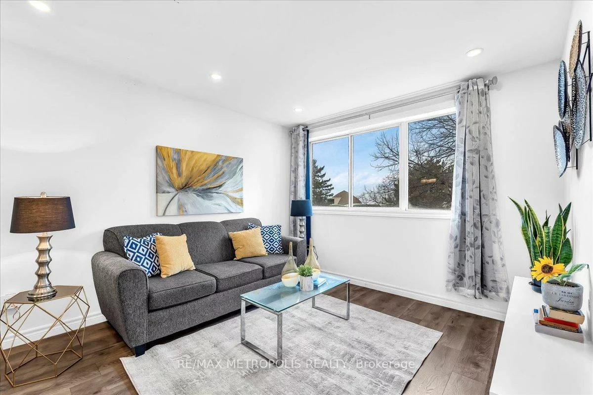 2170, Bromsgrove, Clarkson, Mississauga