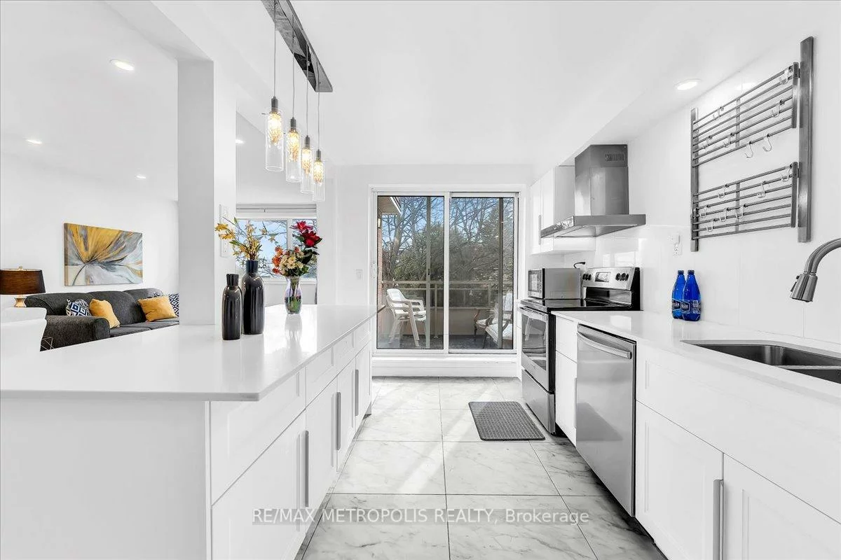2170, Bromsgrove, Clarkson, Mississauga