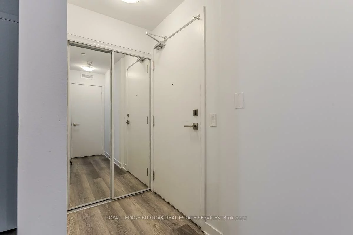 4055, Parkside Village, City Centre, Mississauga