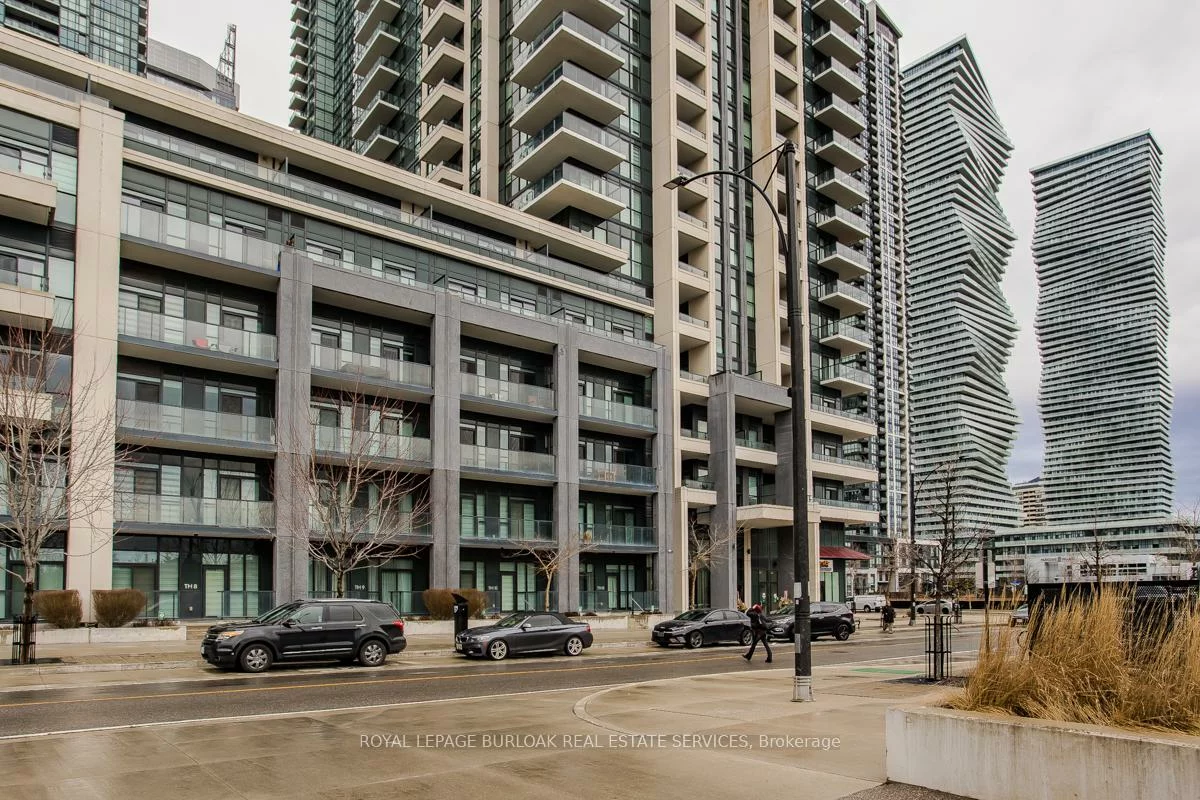 4055, Parkside Village, City Centre, Mississauga