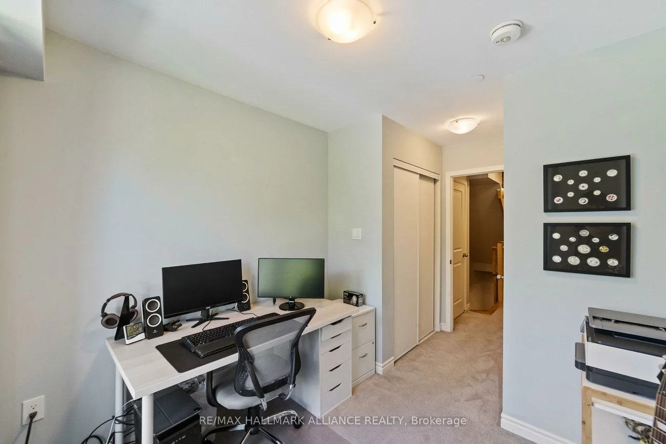 1150, Stroud, Clarkson, Mississauga