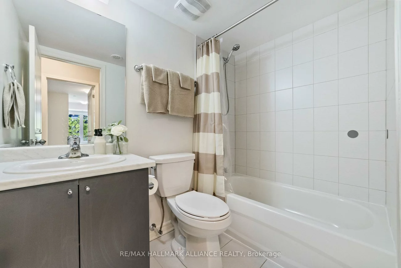 1150, Stroud, Clarkson, Mississauga