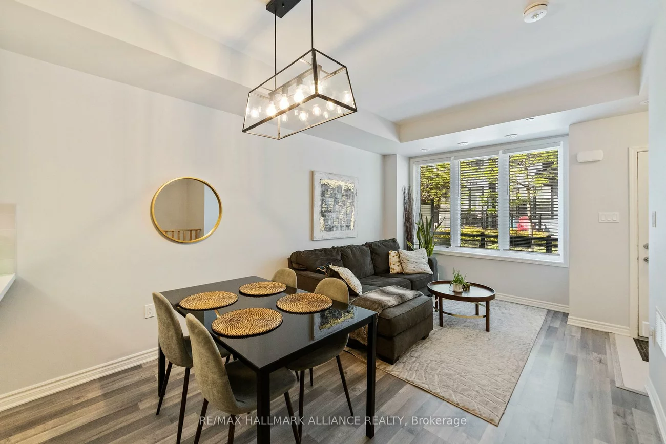 1150, Stroud, Clarkson, Mississauga